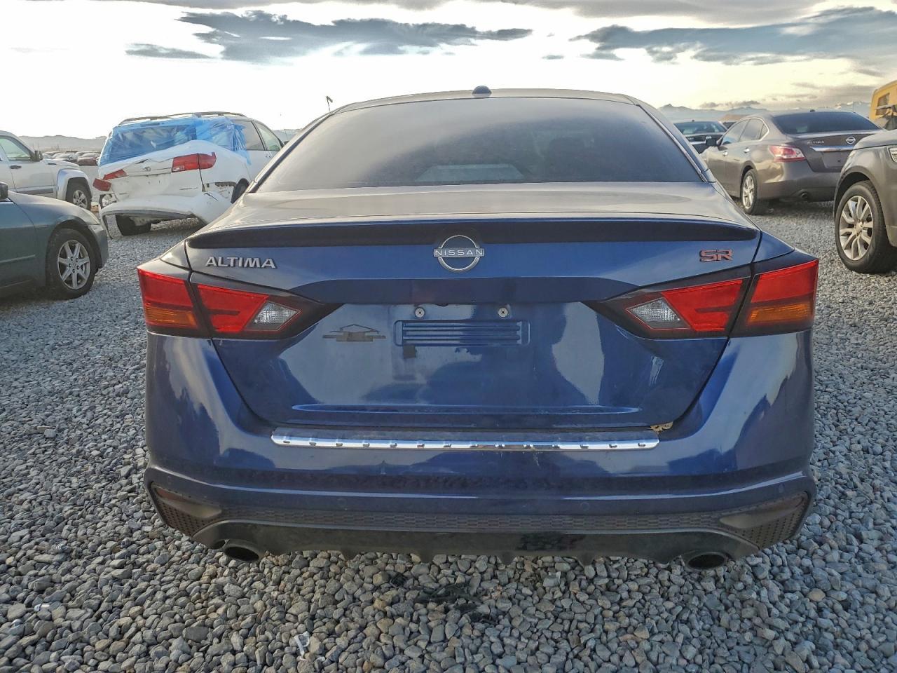 2023 Nissan Altima Sr - Фото 6