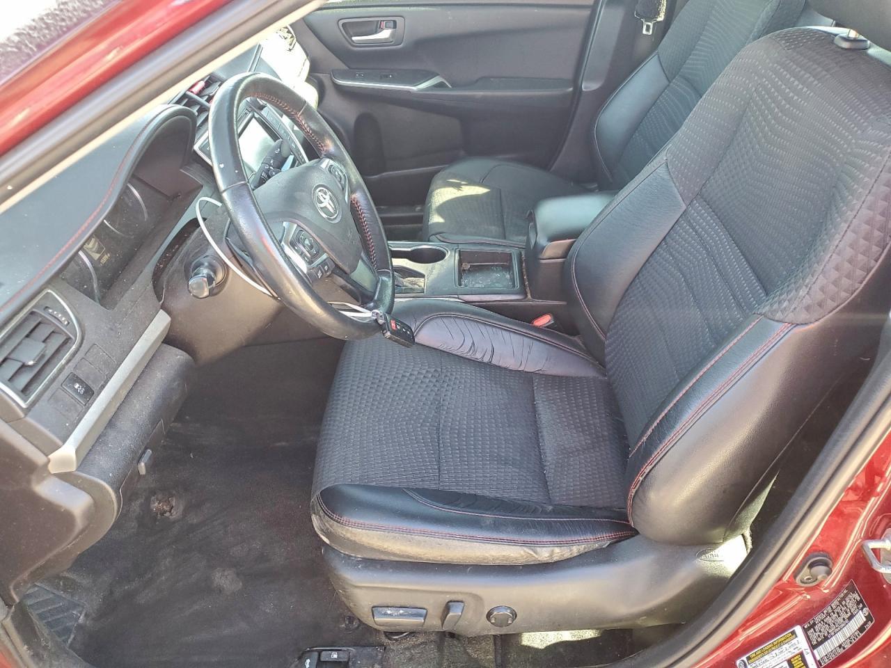 2015 Toyota Camry Le - Фото 7