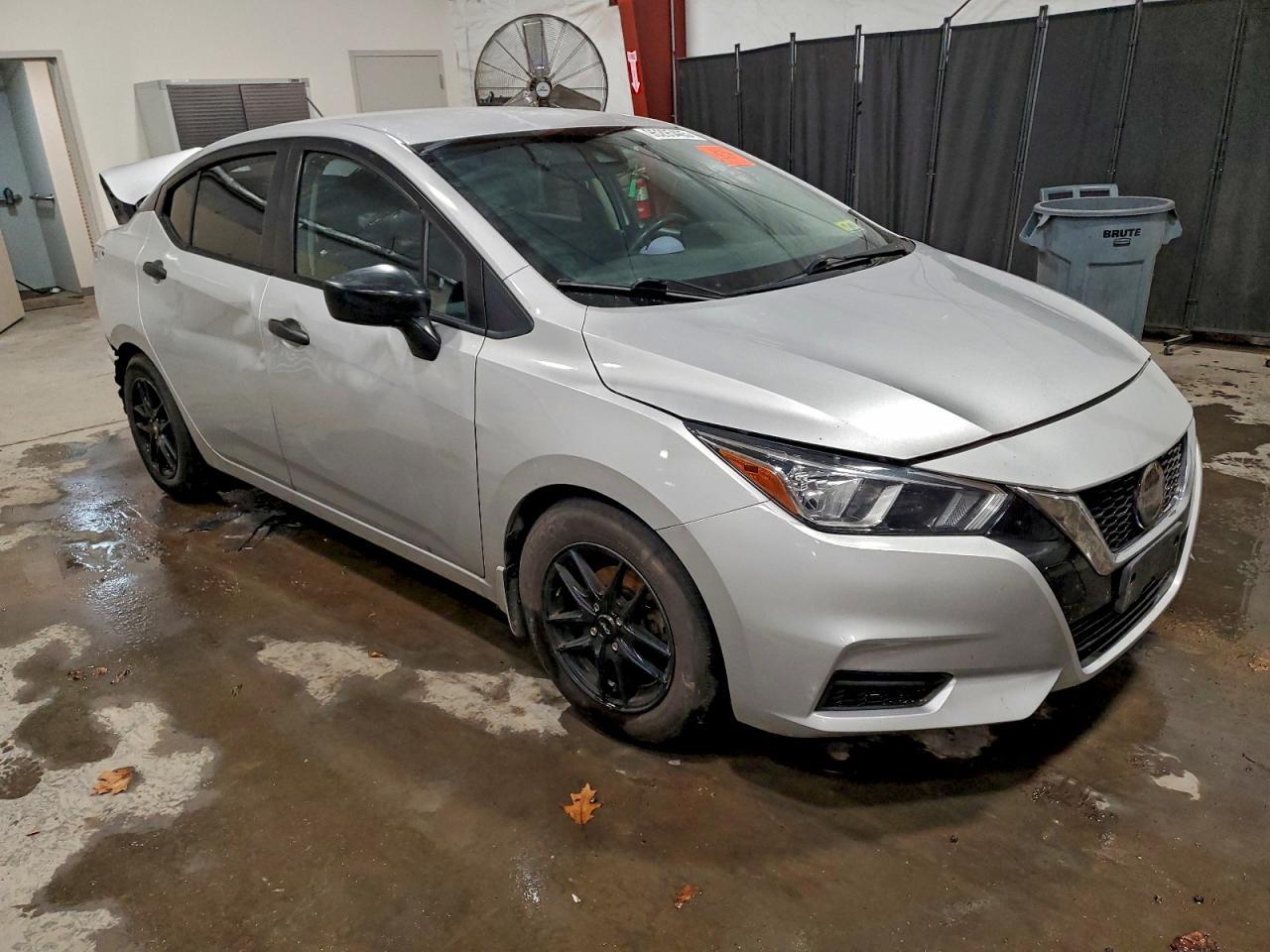 2020 Nissan Versa S - Image 4