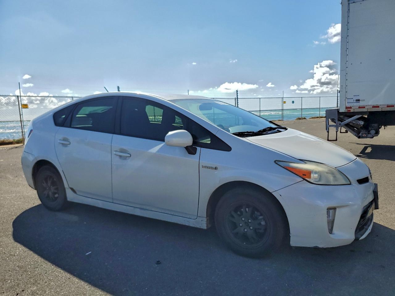 2013 Toyota Prius - Image 4