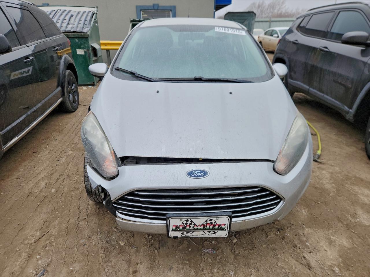 2017 Ford Fiesta Se - Фото 5