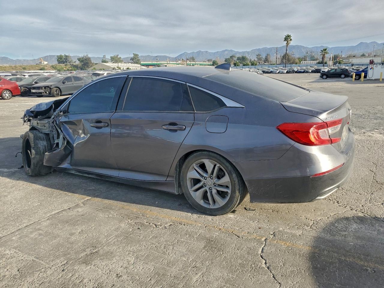 2020 Honda Accord Lx - Фото 2