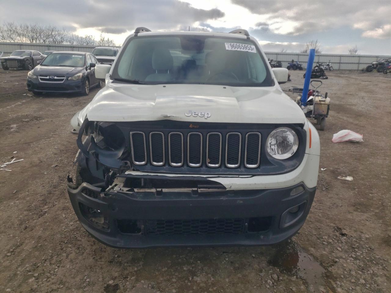 2017 Jeep Renegade Latitude - Фото 5
