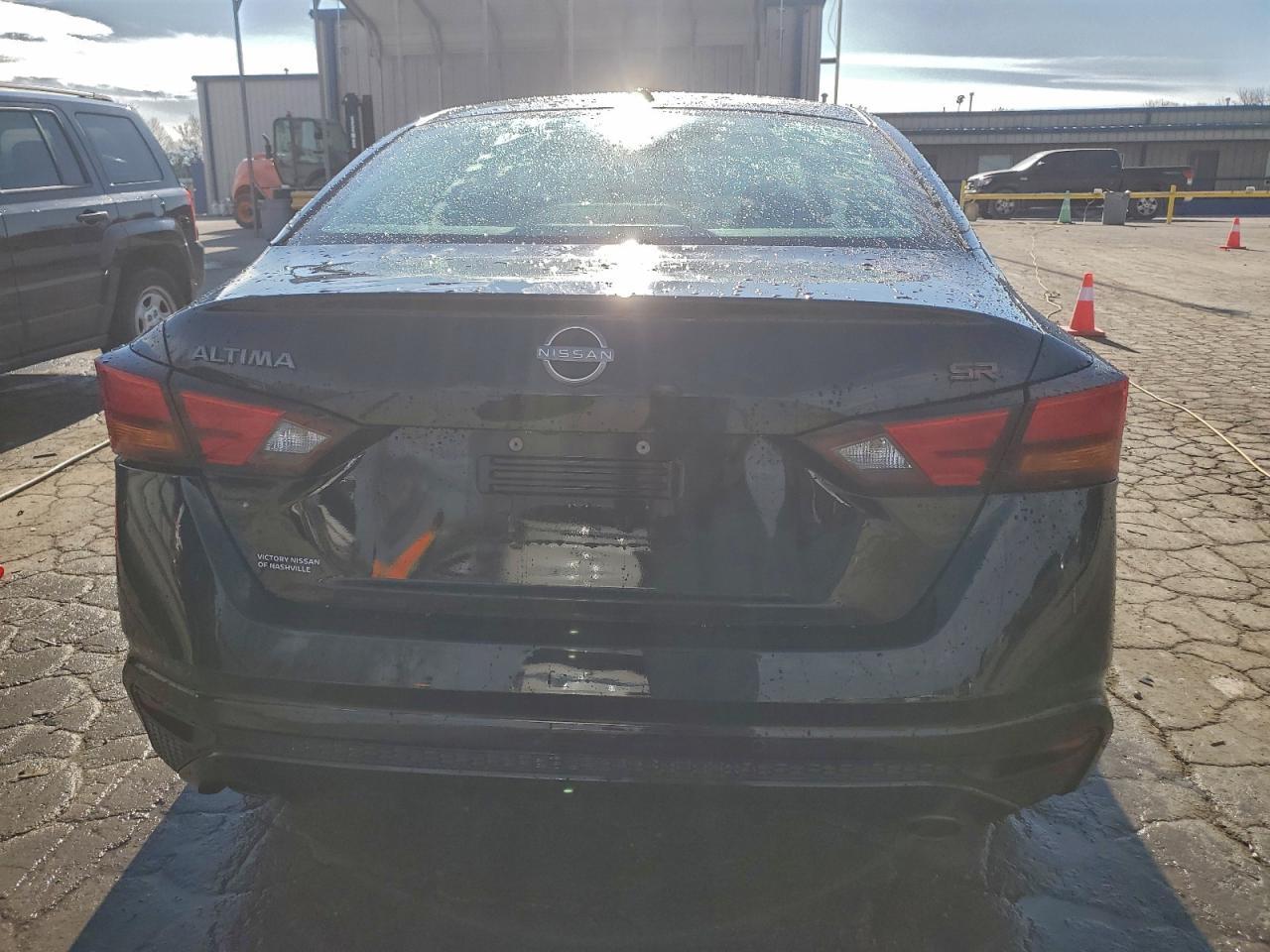 2023 Nissan Altima Sr - Image 6