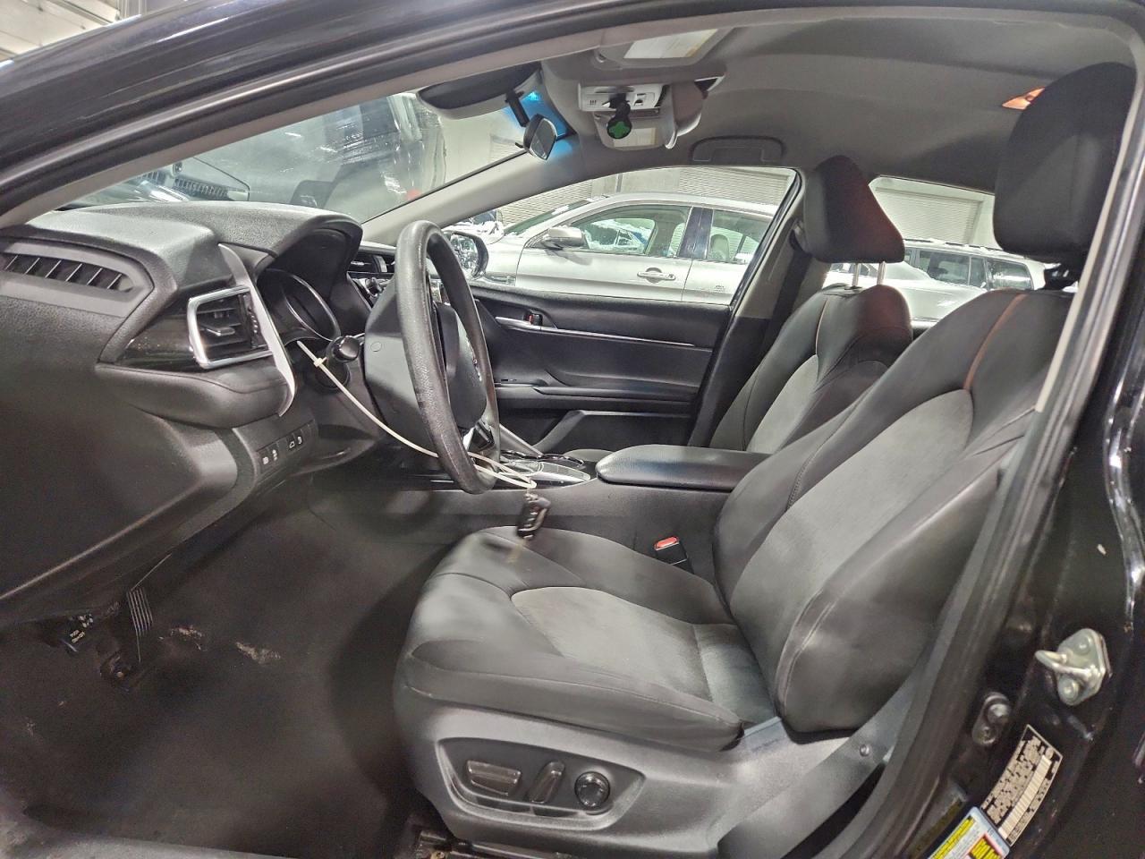 2018 Toyota Camry Le - Image 7