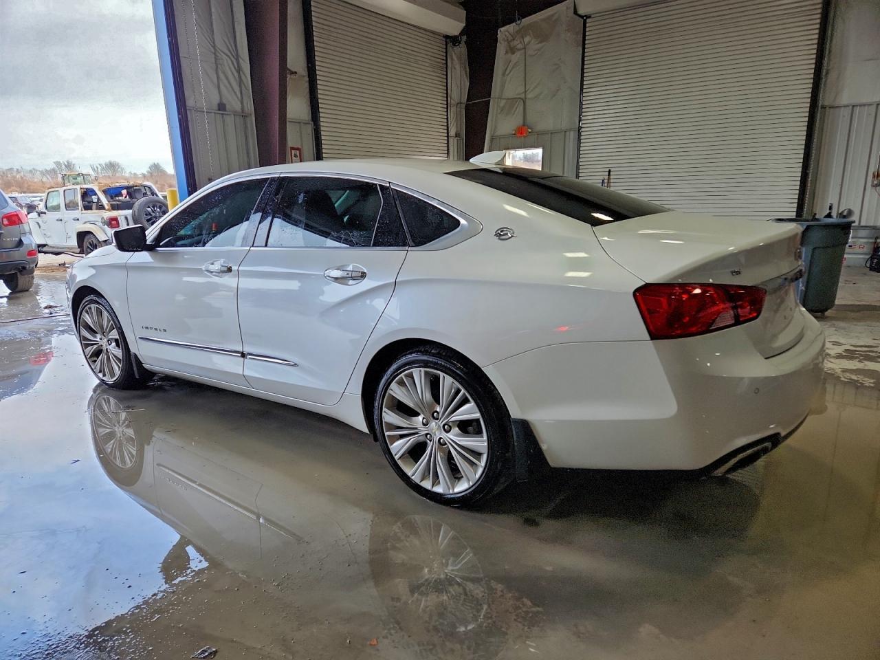 2018 Chevrolet Impala Premier - Фото 2