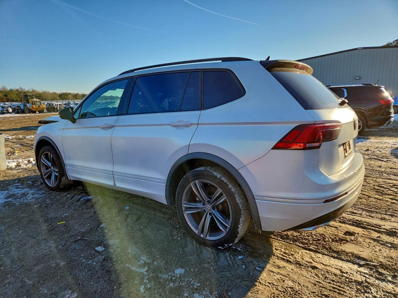 2019 Volkswagen Tiguan Se - Фото 2