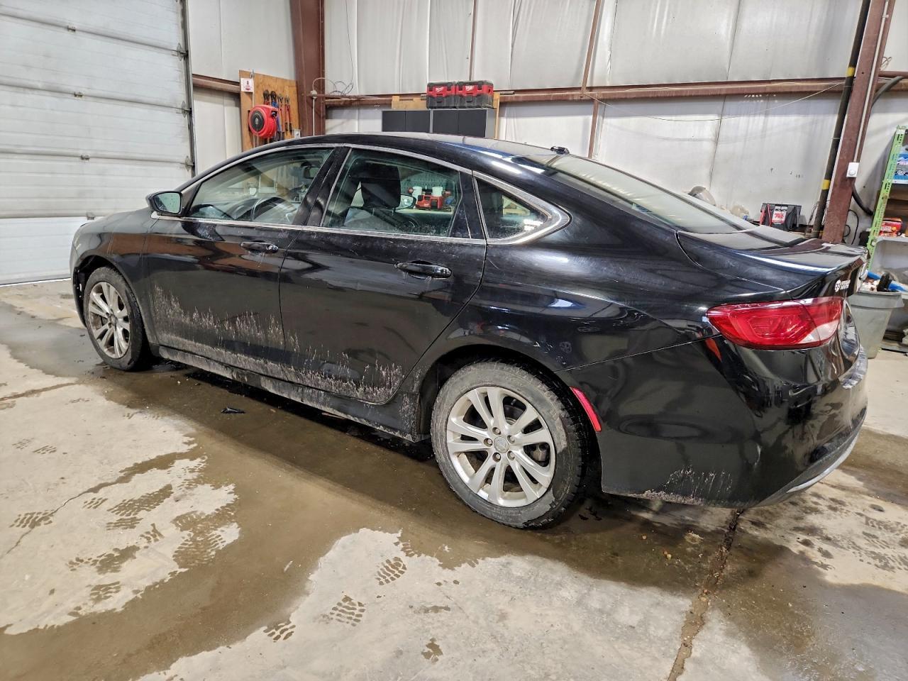 2015 Chrysler 200 Limited - Image 2