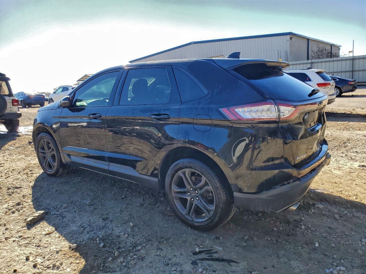 2018 Ford Edge Sel - Image 2