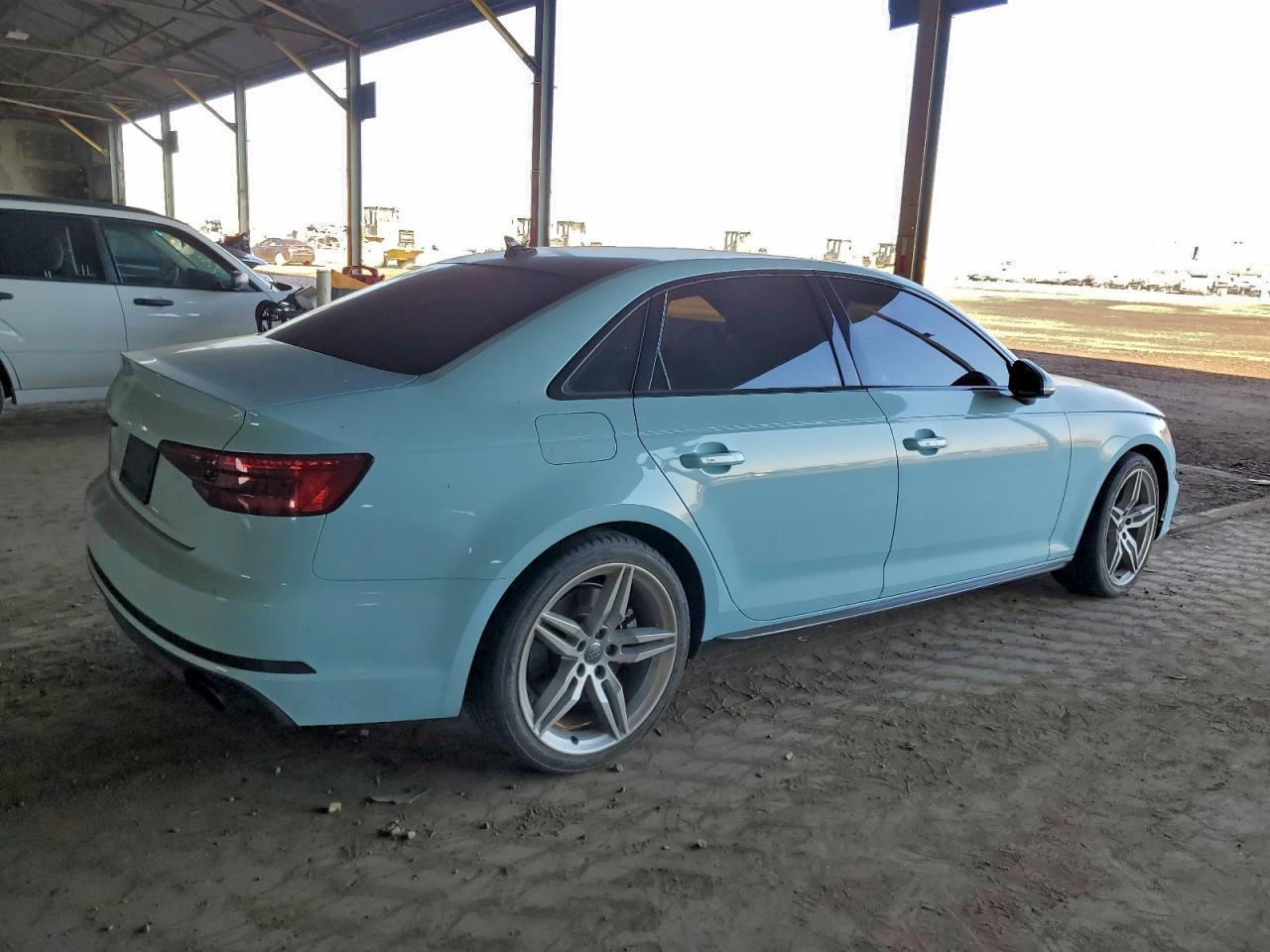 2017 Audi A4 Prestige - Фото 3
