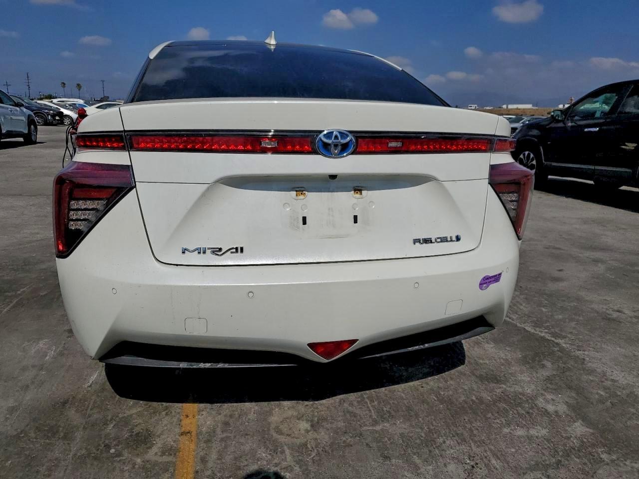 2019 Toyota Mirai - Image 6