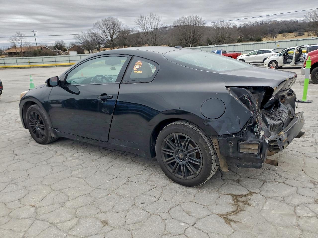 2013 Nissan Altima S - Image 2