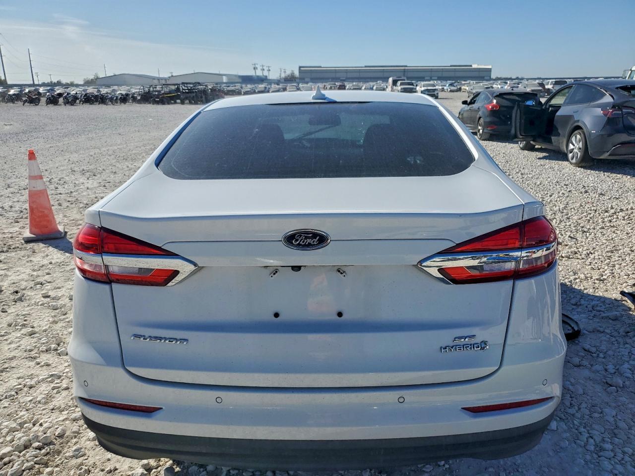 2019 Ford Fusion Se - Фото 6