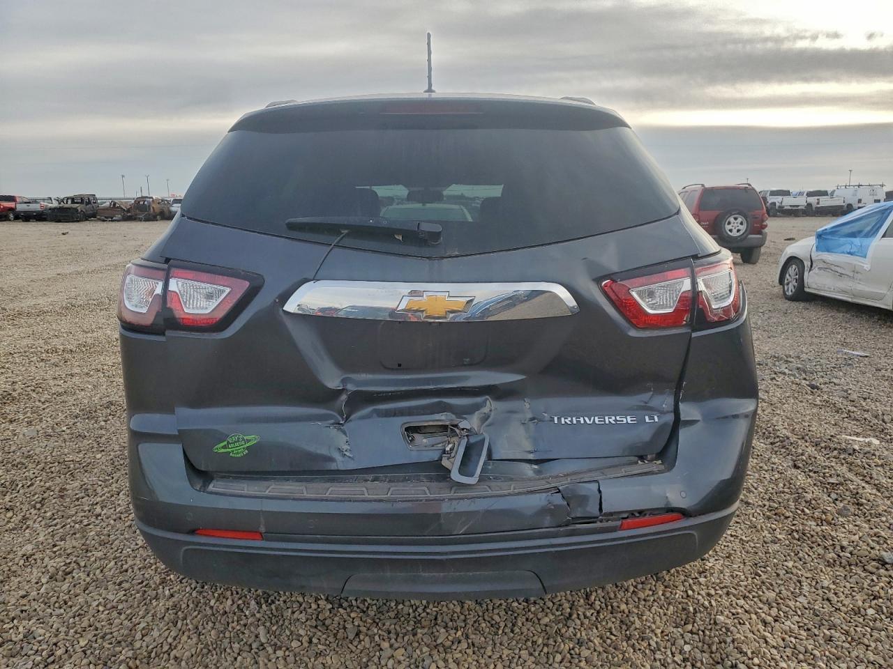 2013 Chev Traverse - Фото 6