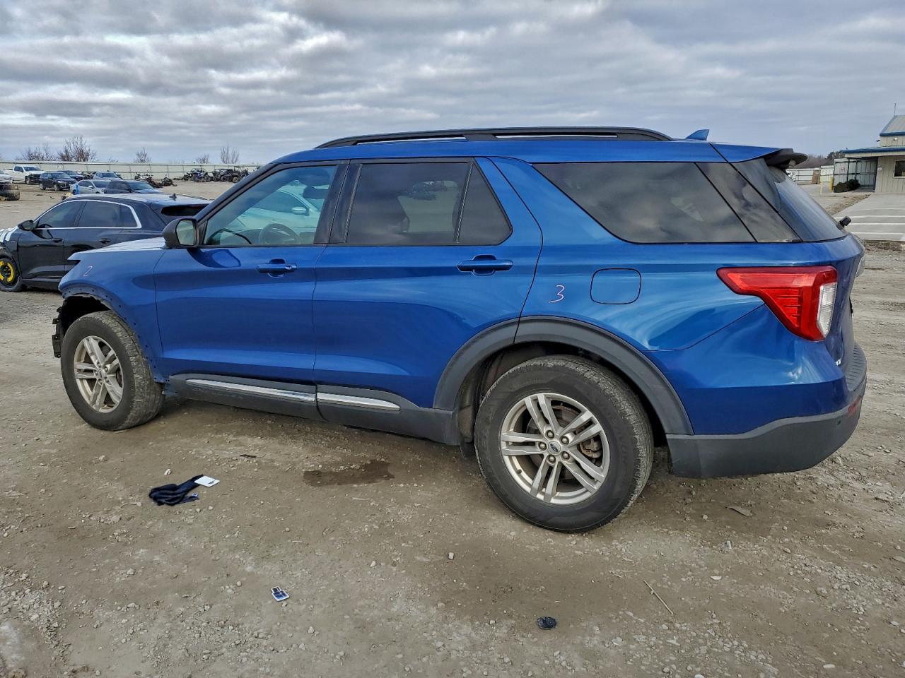2020 Ford Explorer Xlt - Фото 2