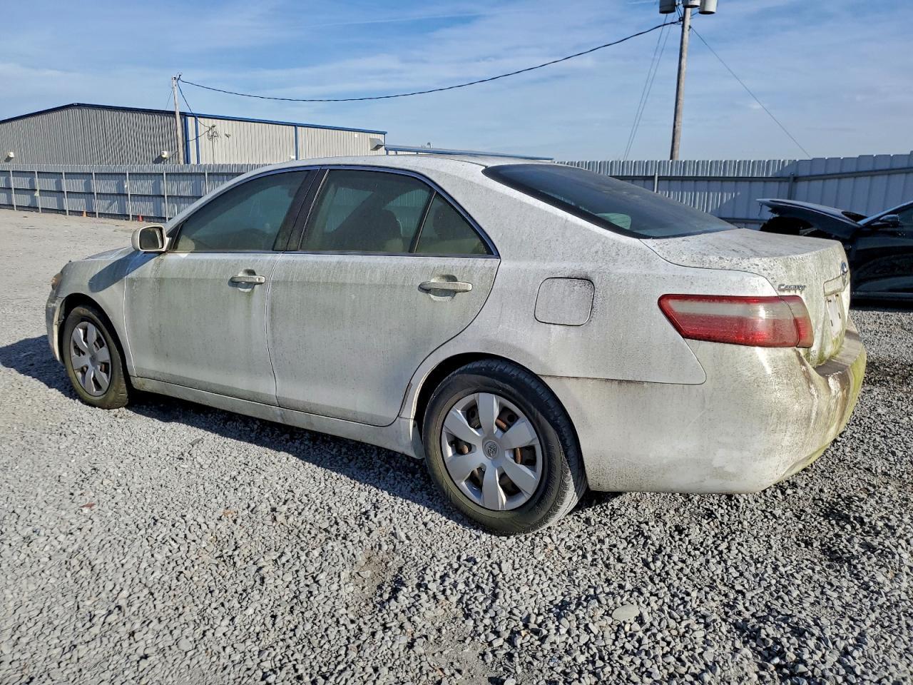 2009 Toyota Camry Base - Фото 2