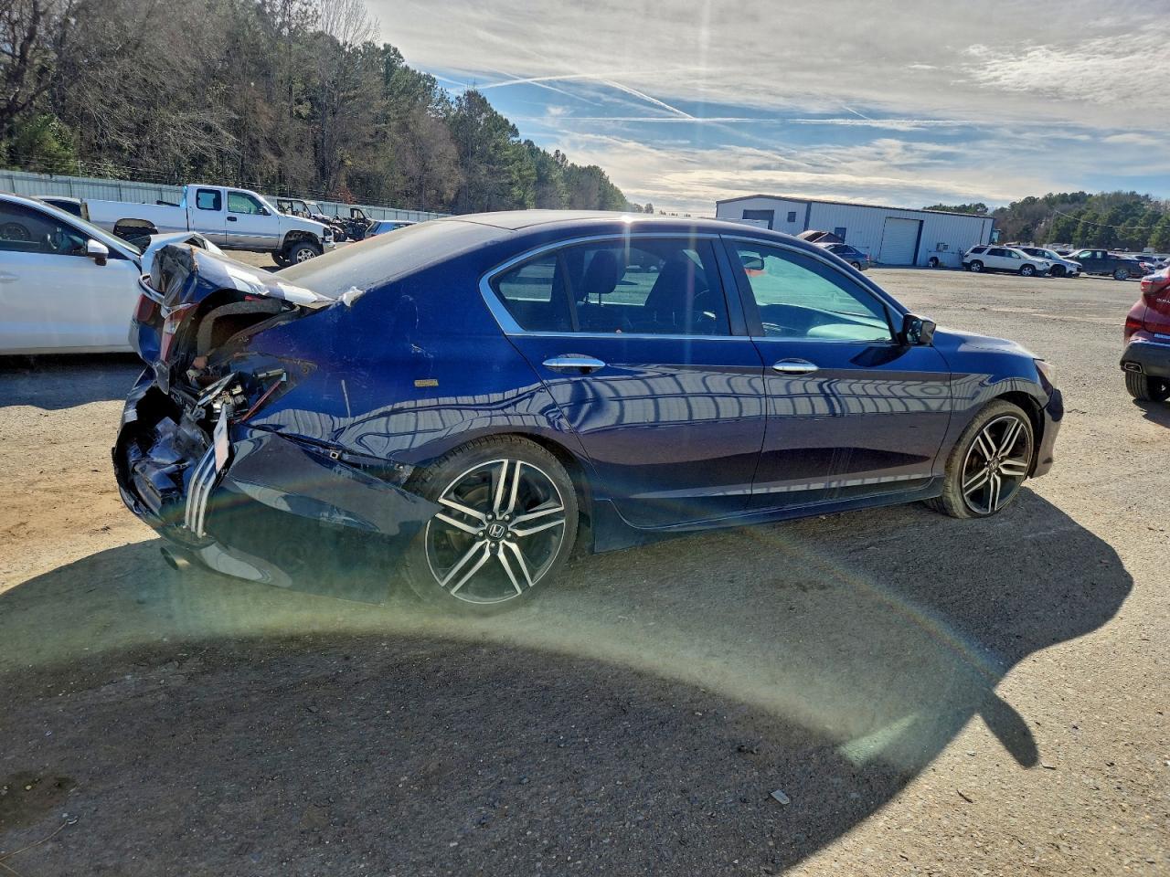 2018 Honda Accord Sport - Image 3