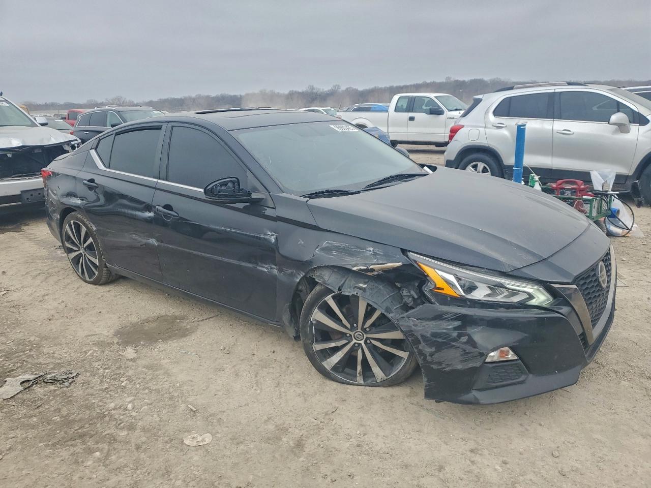 2019 Nissan Altima Sr - Image 4