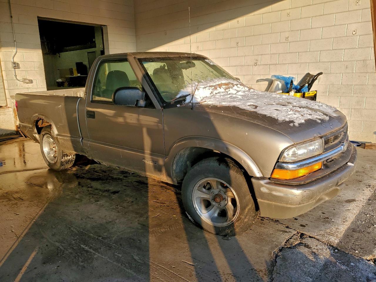 2000 Chevrolet S Truck S10 - Фото 4