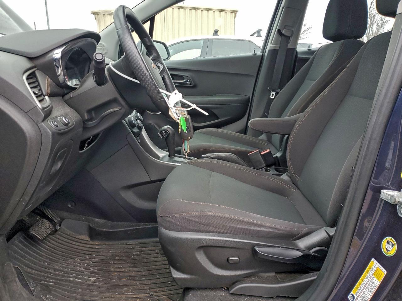 2019 Chevrolet Trax Ls - Image 7