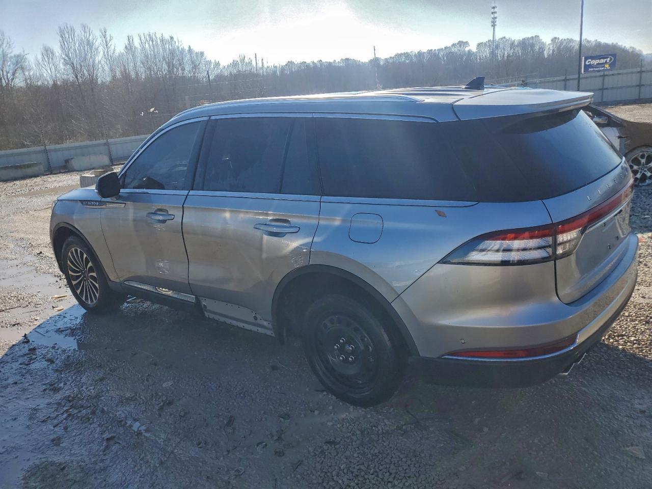 2024 Lincoln Aviator Reserve - Image 2