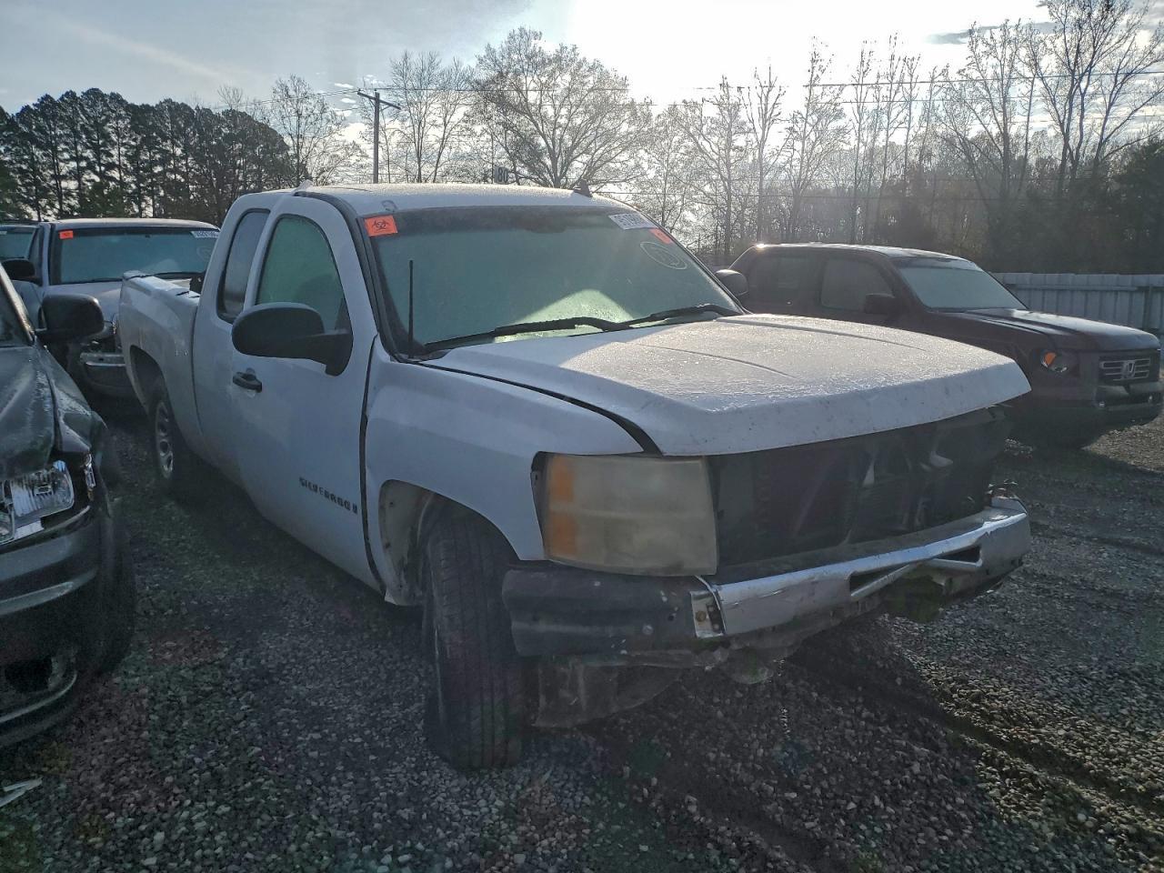 2007 Chevrolet Silverado C1500 - Image 4