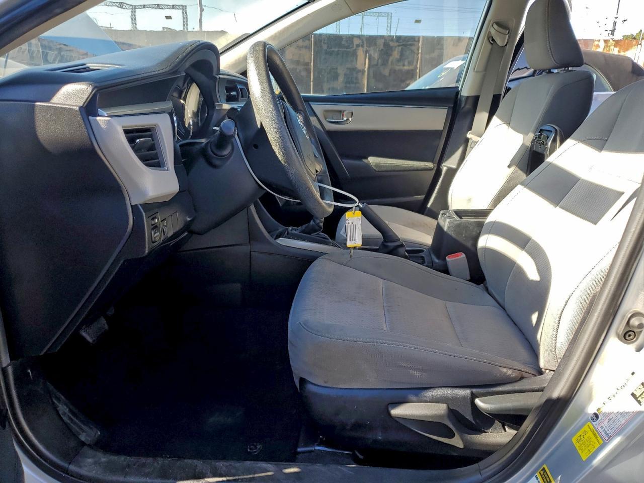 2014 Toyota Corolla L - Фото 7