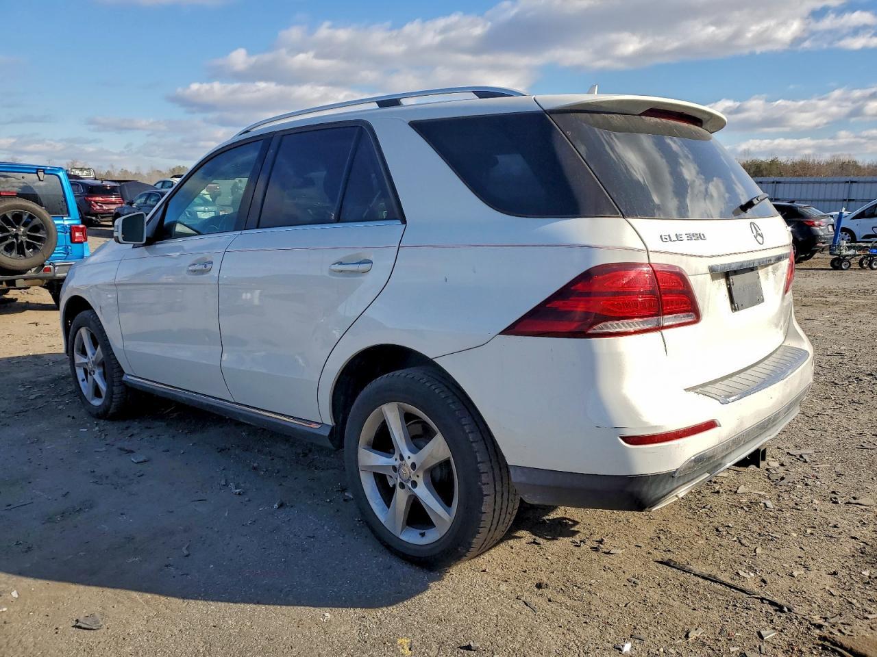 2017 Mercedes-Benz Gle 350 4Matic - Фото 2