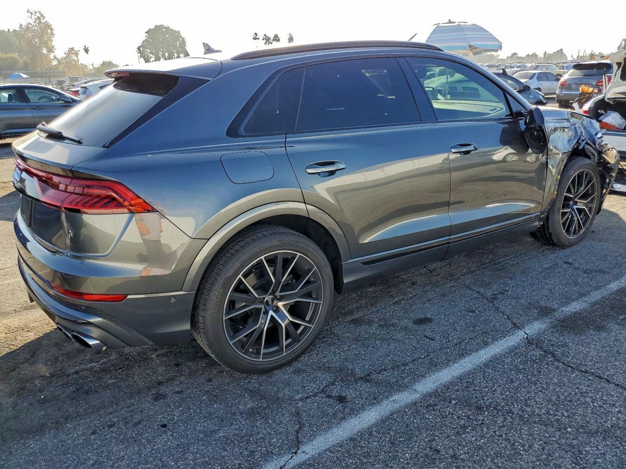 2021 Audi Sq8 Prestige - Фото 3