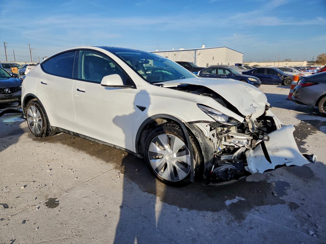 2023 Tesla Model Y - Image 4