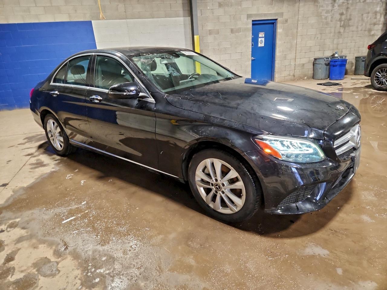 2020 Mercedes-Benz C 300 4Matic - Фото 4