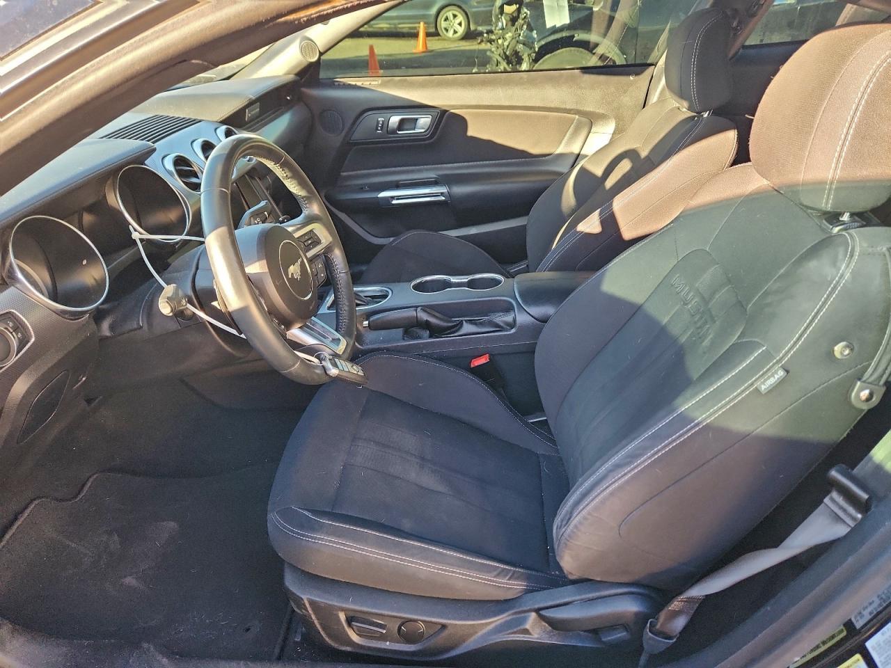 2021 Ford Mustang Gt - Фото 7