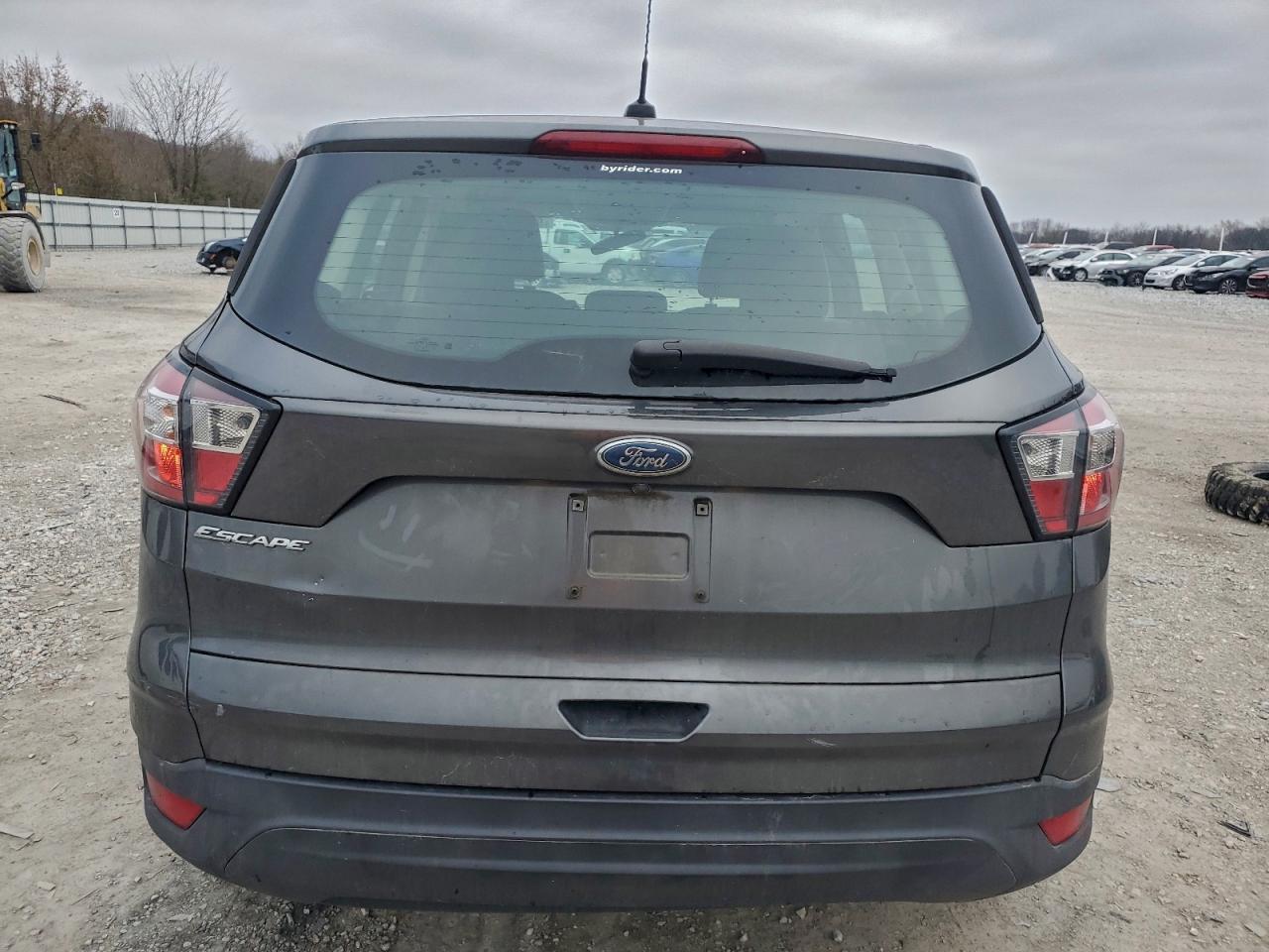2017 Ford Escape S - Фото 6