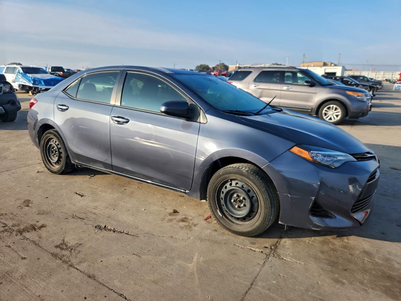 2017 Toyota Corolla L - Фото 4