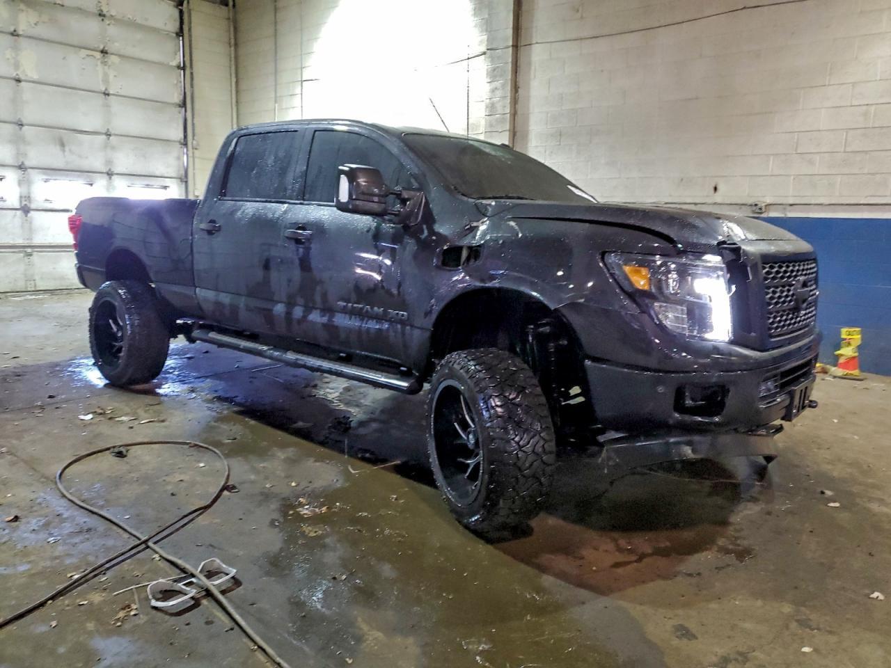 2019 Nissan Titan Xd Sl - Image 4