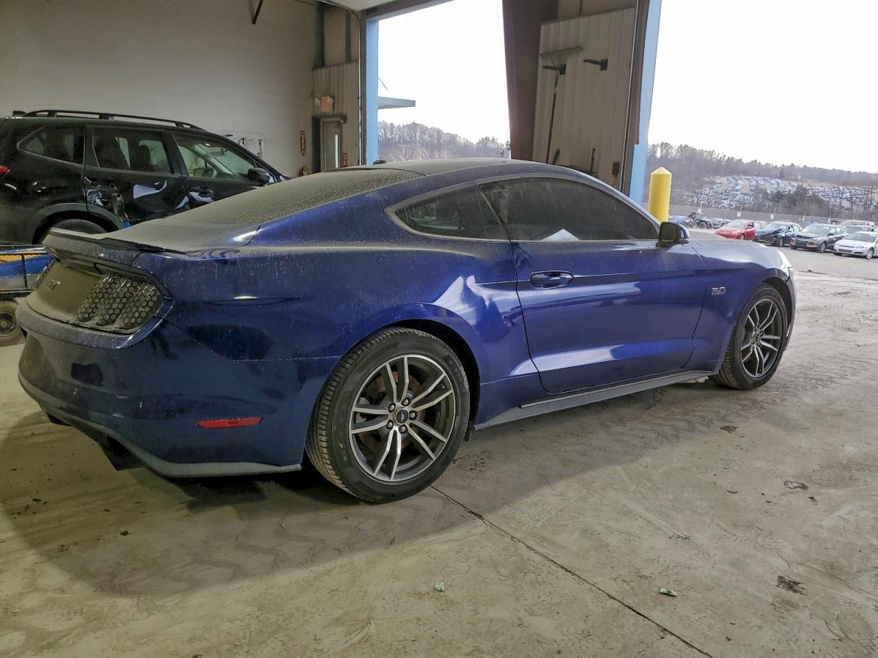 2015 Ford Mustang Gt - Фото 3