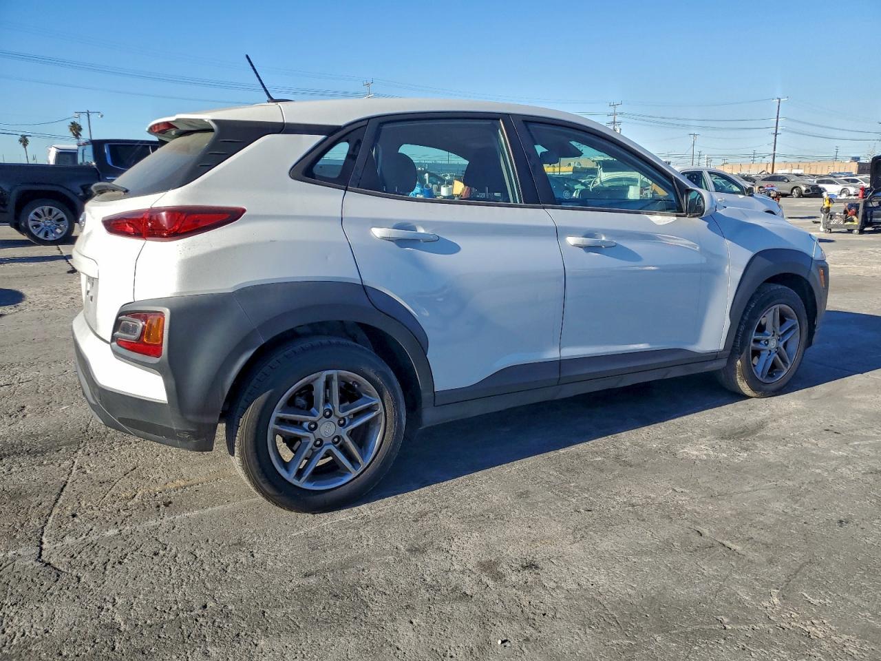 2020 Hyundai Kona Se - Image 3
