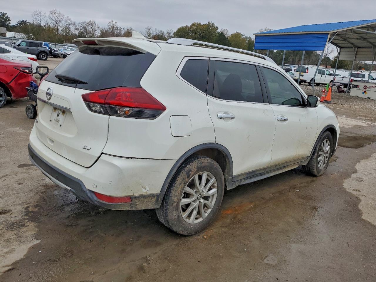 2019 Nissan Rogue S - Image 3