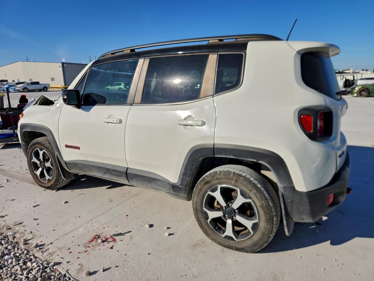 2022 Jeep Renegade Trailhawk - Фото 2