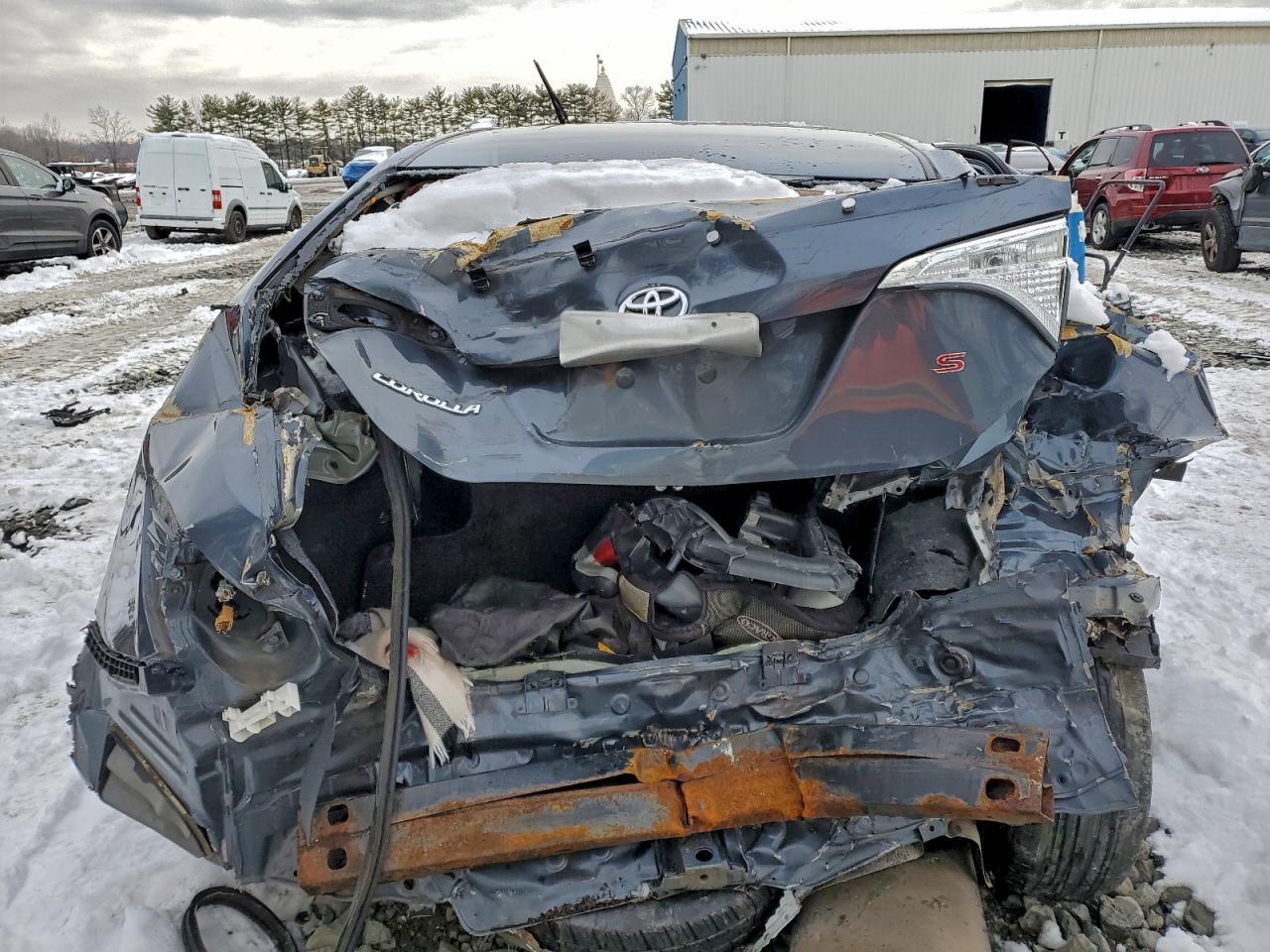 2016 Toyota Carolla - Image 6