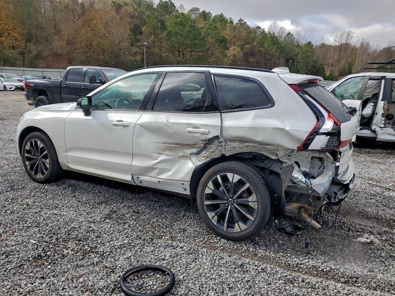 2026 Volvo Xc60 Plus - Фото 2