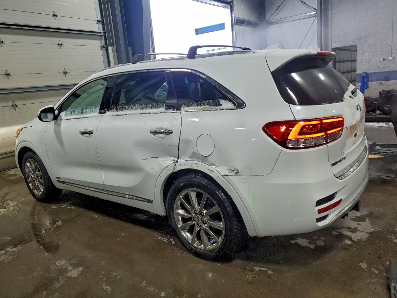 2017 Kia Sorento Sx - Image 2