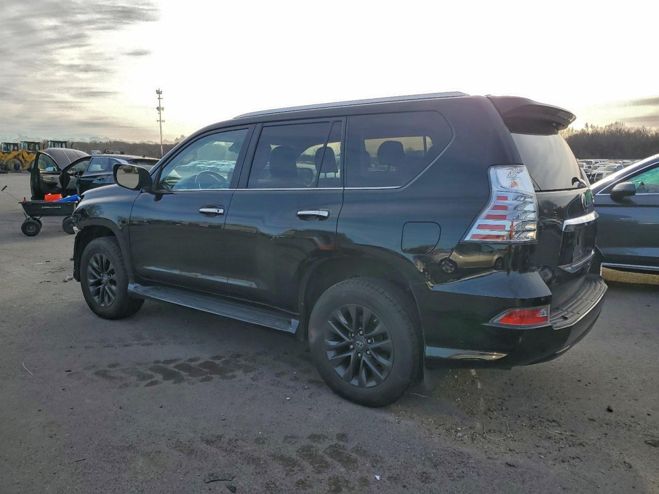 2023 Lexus Gx 460 - Фото 2