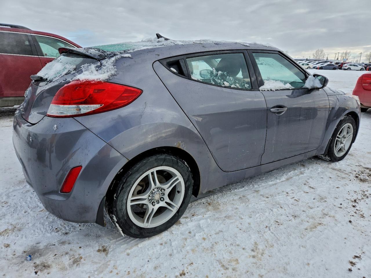 2012 Hyundai Veloster - Image 3