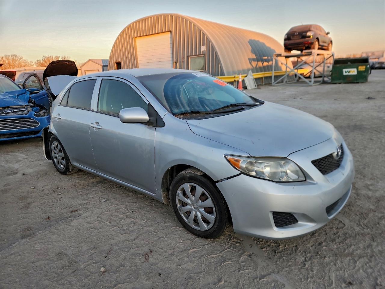 2010 Toyota Corolla Base - Фото 4