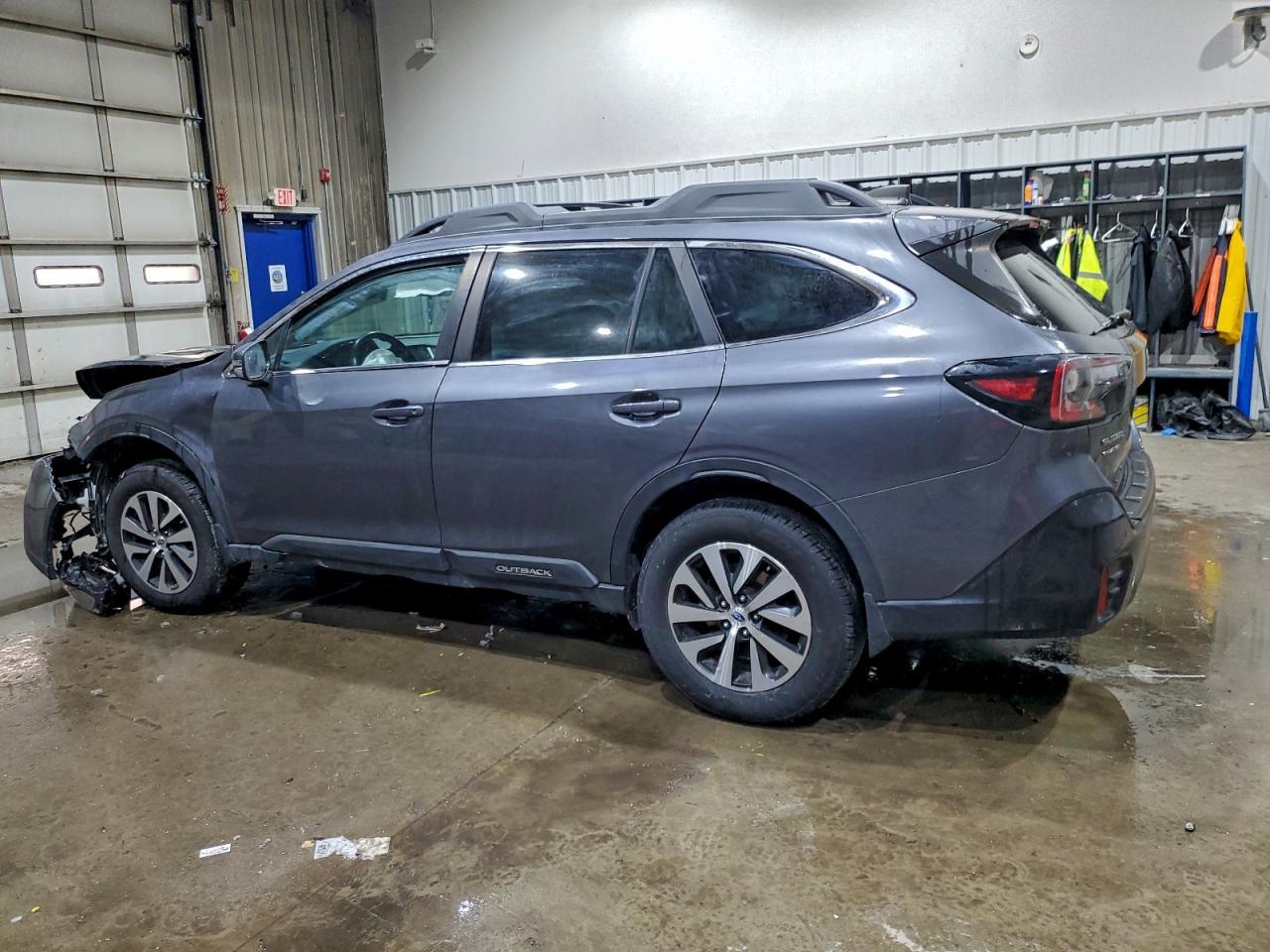 2021 Subaru Outback Premium - Фото 2