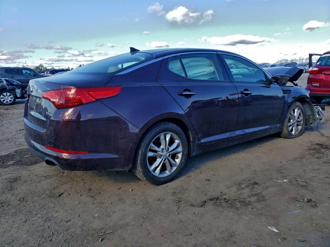 2013 Kia Optima Ex - Image 3