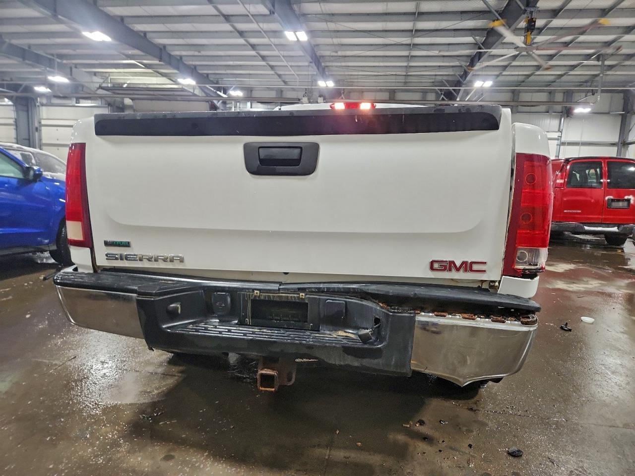 2011 GMC Sierra K1500 - Фото 6