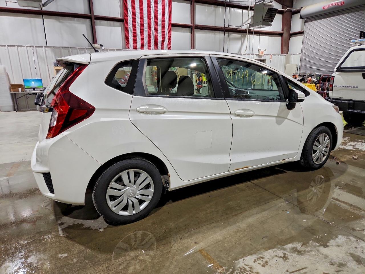 2016 Honda Fit Lx - Image 3
