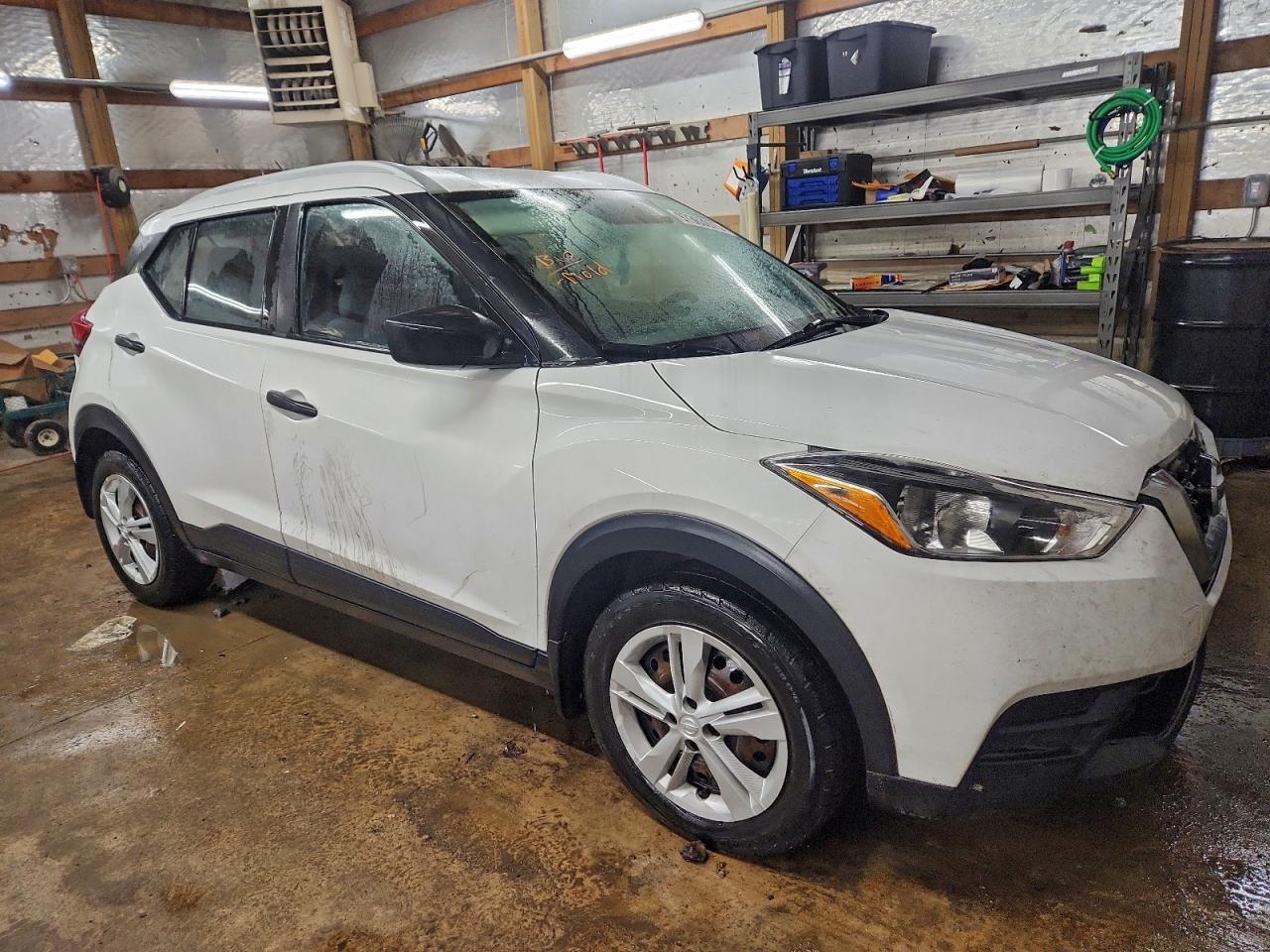 2019 Nissan Kicks S - Image 4
